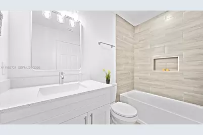 906 Capetown Ave, Lehigh Acres, FL 33974 - Photo 18