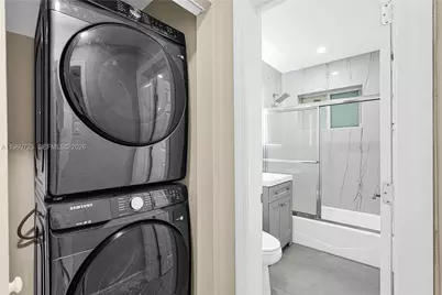 11919 NE 8th Ave, Biscayne Park, FL 33161 - Photo 22