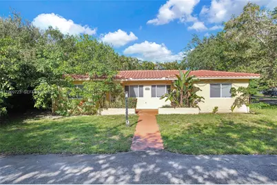 11919 NE 8th Ave, Biscayne Park, FL 33161 - Photo 2
