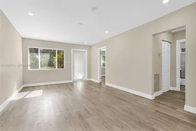 11919 NE 8th Ave, Biscayne Park, FL 33161 - Photo 20