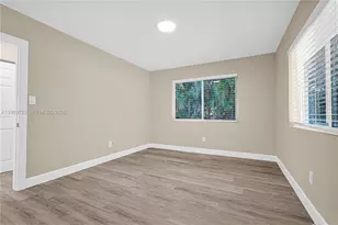 11919 NE 8th Ave, Biscayne Park, FL 33161 - Photo 24