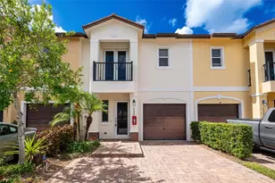 8815 NW 88th Terrace, Tamarac, FL 33321 - Photo 2