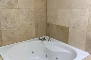 720 NW 123rd Ave, Miami, FL 33182 - Photo 18