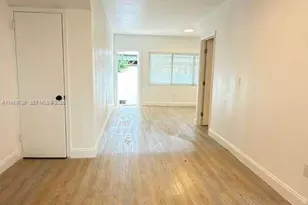 1980 Biarritz Dr, Miami Beach, FL 33141 - Photo 14