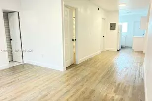 1980 Biarritz Dr, Miami Beach, FL 33141 - Photo 18