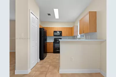 1483 SE 25th Ave, Homestead, FL 33035 - Photo 10