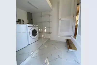 951 NE 116th St, Biscayne Park, FL 33161 - Photo 26