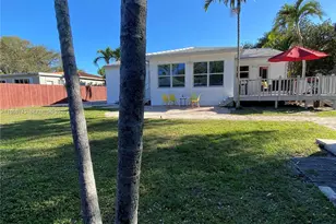 951 NE 116th St, Biscayne Park, FL 33161 - Photo 28