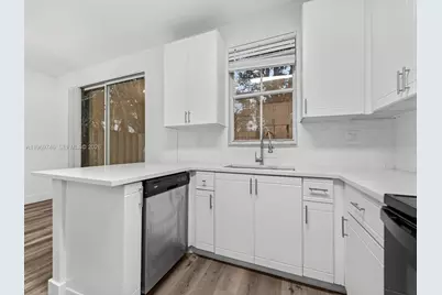 1399 SE 26th Ave, Homestead, FL 33035 - Photo 12