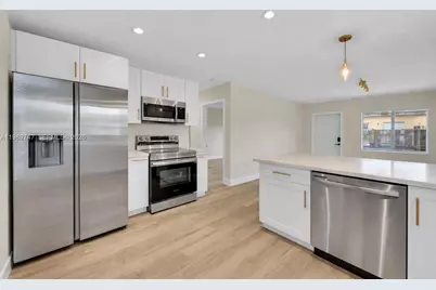 1116 NE 15th Ave, Fort Lauderdale, FL 33304 - Photo 2