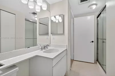 3610 Yacht Club Dr #414, Aventura, FL 33180 - Photo 14