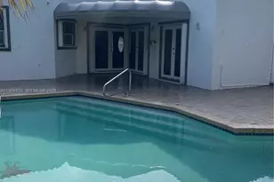 720 NW 123rd Ave, Miami, FL 33182 - Photo 32