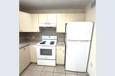 451 NE 136th St #III314, North Miami, FL 33161 - Photo 6