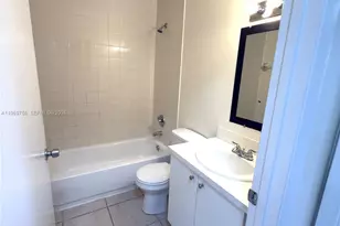 451 NE 136th St, North Miami, FL 33161 - Photo 20