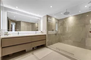 20191 E Country Club Dr, Aventura, FL 33180 - Photo 26