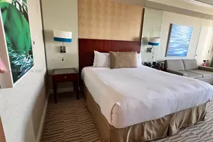 18001 Collins Ave, Sunny Isles Beach, FL 33160 - Photo 10