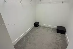 4654 NW 83rd Pkwy, Doral, FL 33166 - Photo 12