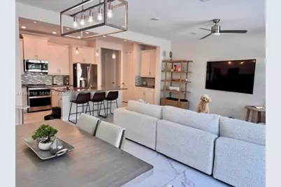 4342 Lago Dr, Pompano Beach, FL 33064 - Photo 2