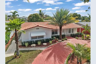 5300 Grant St, Hollywood, FL 33021 - Photo 2