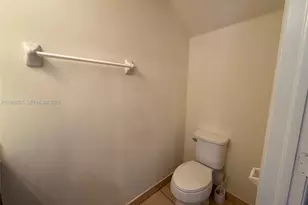 9374 W 32nd Ln, Hialeah, FL 33018 - Photo 18