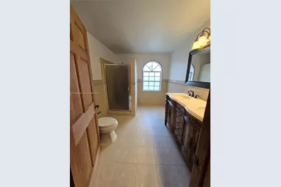 14611 Balgowan Rd #204-1, Miami Lakes, FL 33016 - Photo 10