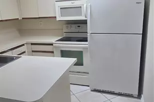 17320 NW 67th Pl, Hialeah, FL 33015 - Photo 2