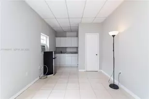 5807 SW 41st St, South Miami, FL 33155 - Photo 4