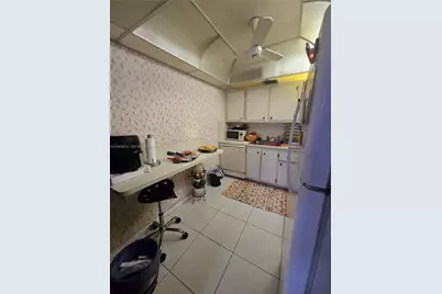 13500 SW 1st St #202U, Pembroke Pines, FL 33027 - Photo 6