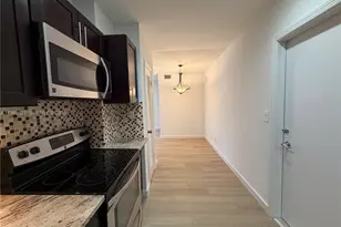 2426 SE 17th Causeway, Fort Lauderdale, FL 33316 - Photo 2