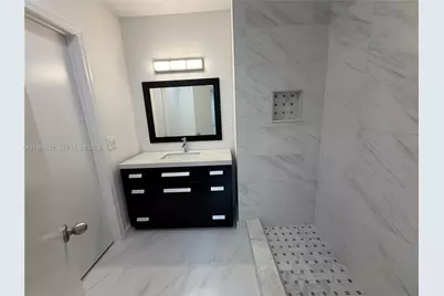 2426 SE 17th Cswy #207A, Fort Lauderdale, FL 33316 - Photo 12