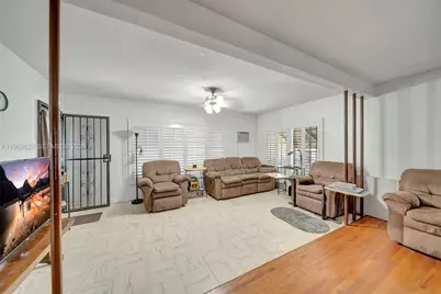 890 NE 138th St, North Miami, FL 33161 - Photo 6