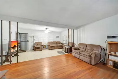 890 NE 138th St, North Miami, FL 33161 - Photo 10