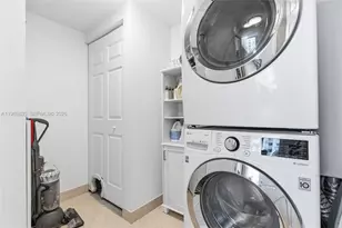 1745 E Hallandale Beach Blvd, Hallandale Beach, FL 33009 - Photo 20