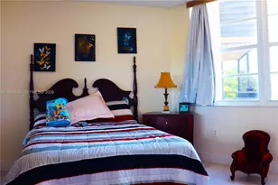 900 St Charles Pl, Pembroke Pines, FL 33026 - Photo 34