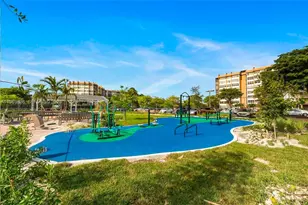 900 St Charles Pl, Pembroke Pines, FL 33026 - Photo 70