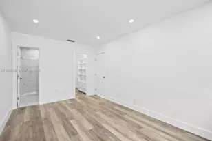 816 N Golf Dr, Hollywood, FL 33021 - Photo 14