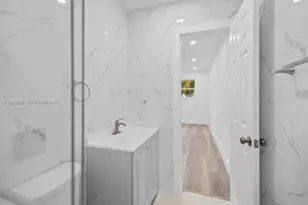 816 N Golf Dr, Hollywood, FL 33021 - Photo 20