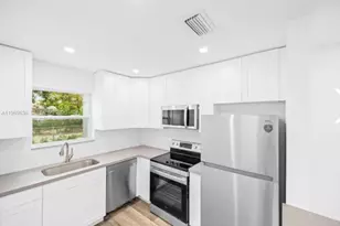 816 N Golf Dr, Hollywood, FL 33021 - Photo 12