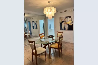 5005 Collins Ave #1404, Miami Beach, FL 33140 - Photo 8