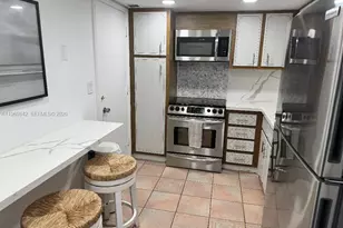 5005 Collins Ave, Miami Beach, FL 33140 - Photo 6