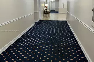 5005 Collins Ave, Miami Beach, FL 33140 - Photo 18