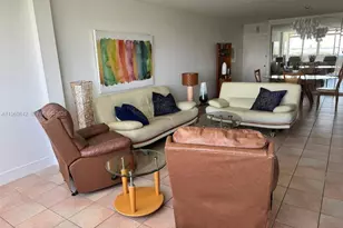 5005 Collins Ave, Miami Beach, FL 33140 - Photo 10