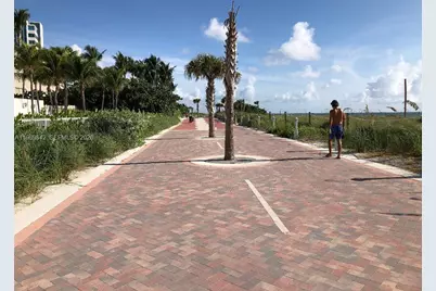 5005 Collins Ave #1404, Miami Beach, FL 33140 - Photo 14