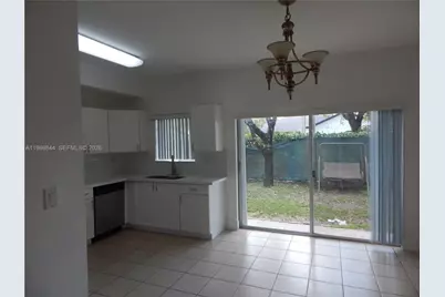 8986 W Flagler St #9, Miami, FL 33174 - Photo 10