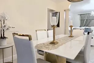 300 NW 77th Way, Pembroke Pines, FL 33024 - Photo 10