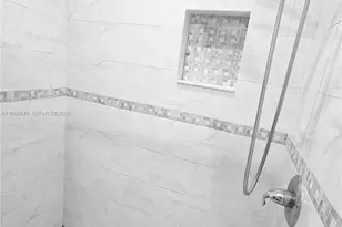 300 NW 77th Way, Pembroke Pines, FL 33024 - Photo 16