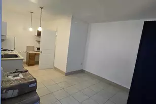 300 NW 77th Way, Pembroke Pines, FL 33024 - Photo 24