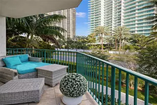 20000 E Country Club Dr, Aventura, FL 33180 - Photo 2
