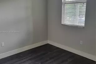 2851 W Prospect Rd, Tamarac, FL 33309 - Photo 16