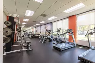 19380 Collins Ave, Sunny Isles Beach, FL 33160 - Photo 32